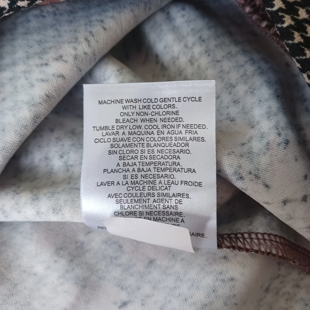 {Ellen Tracy} Houndstooth floral print top - Picture 5 of 6